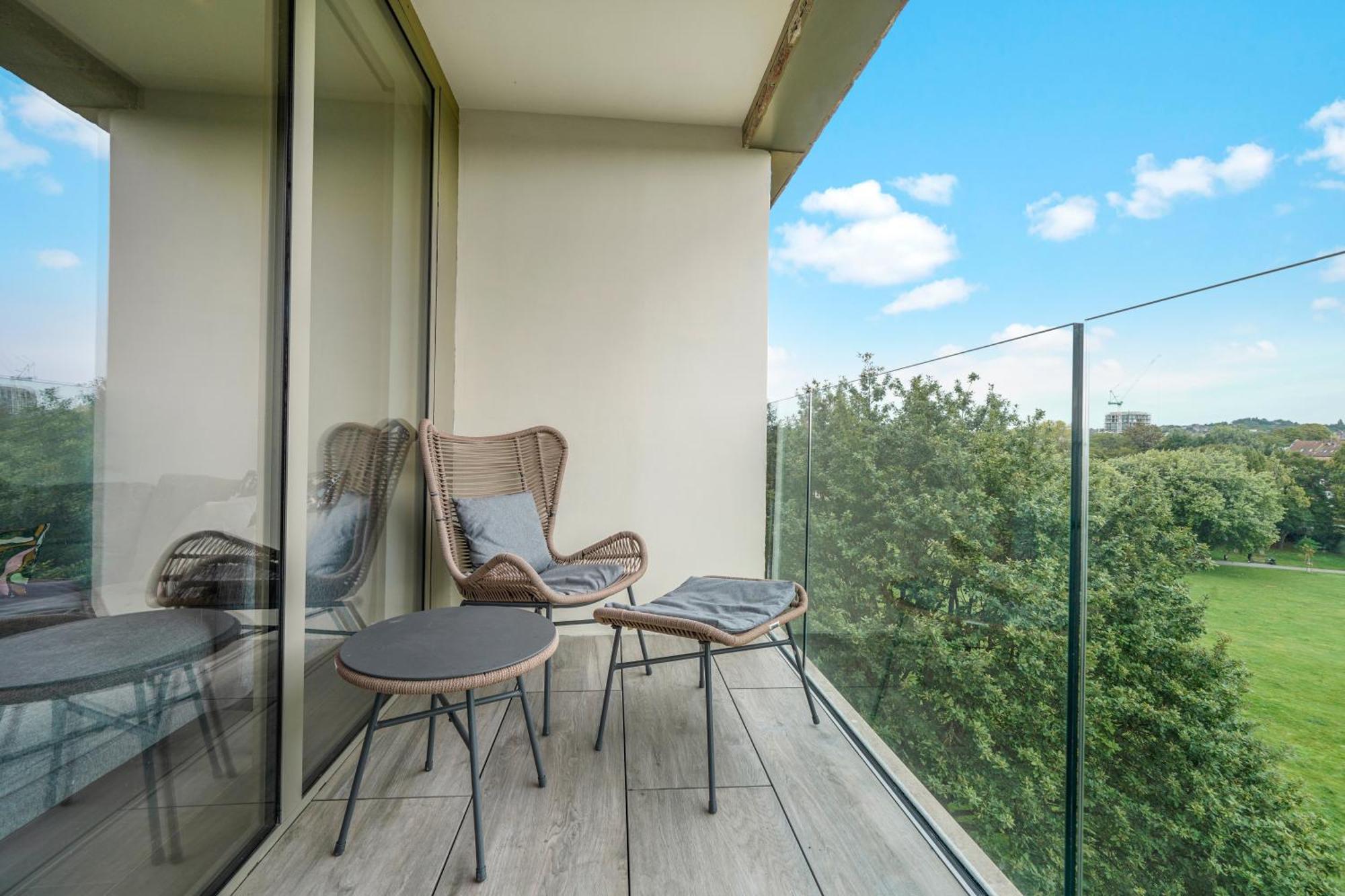 Utopian 3 Bedroom Kilburn Londra