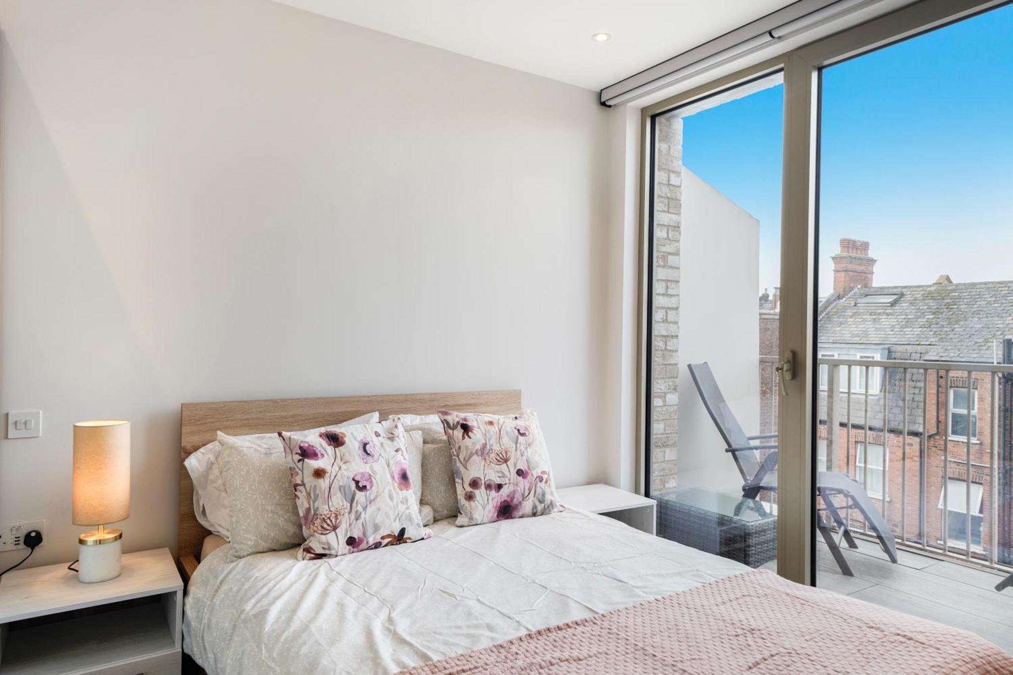 Appartamento Utopian 3 Bedroom Kilburn Londra